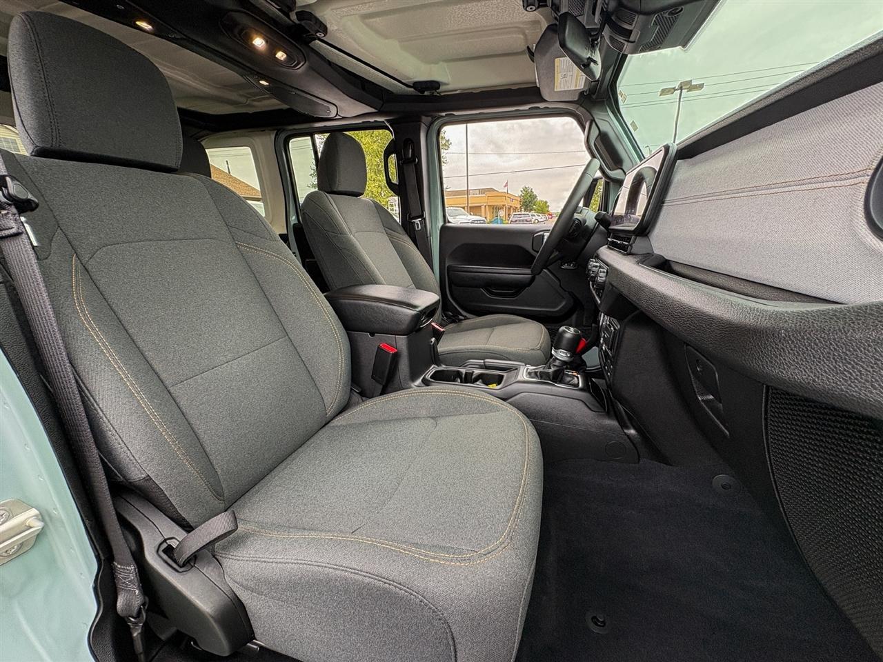 Jeep Wrangler  2024