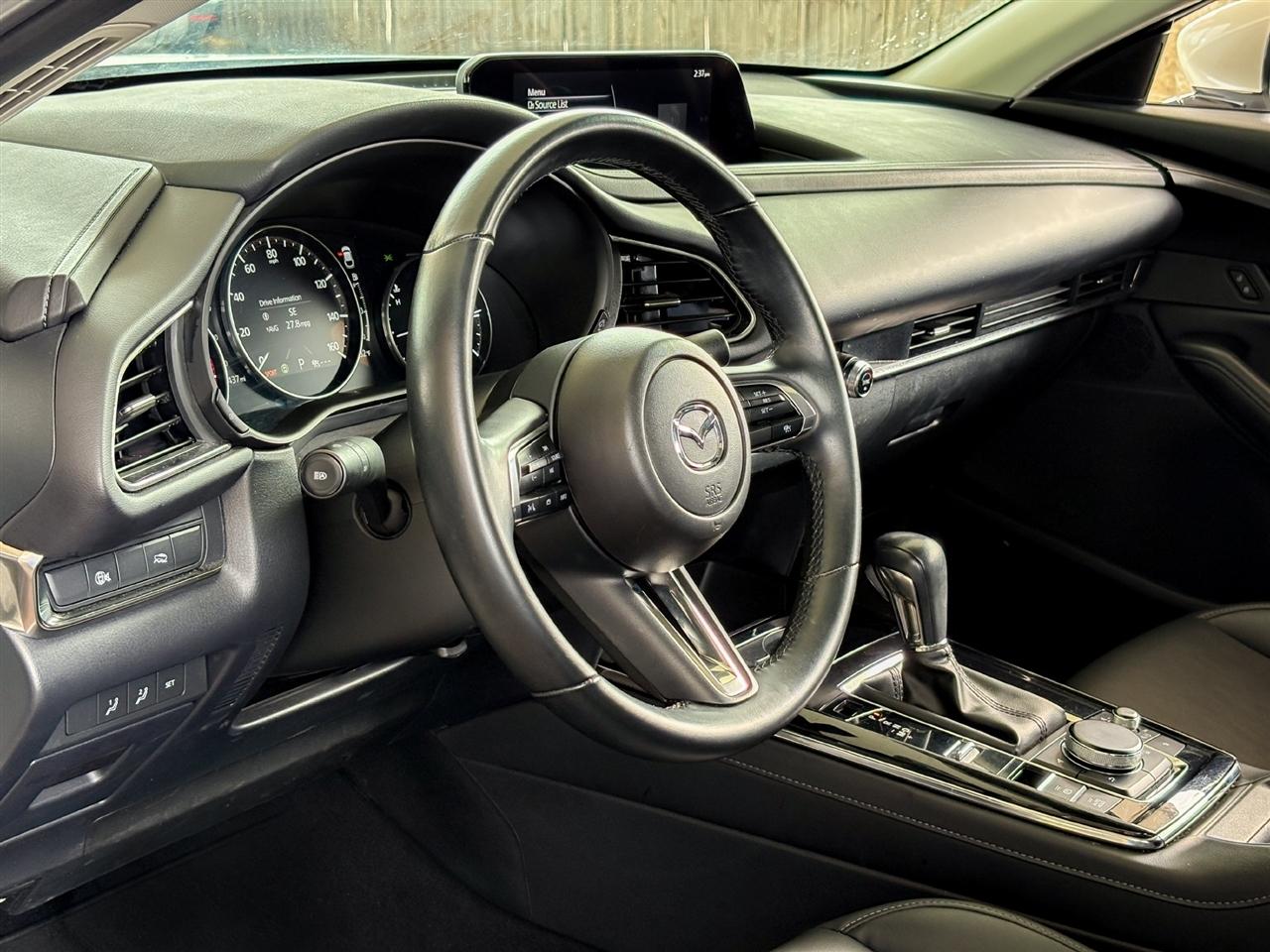 Mazda CX-30  2025