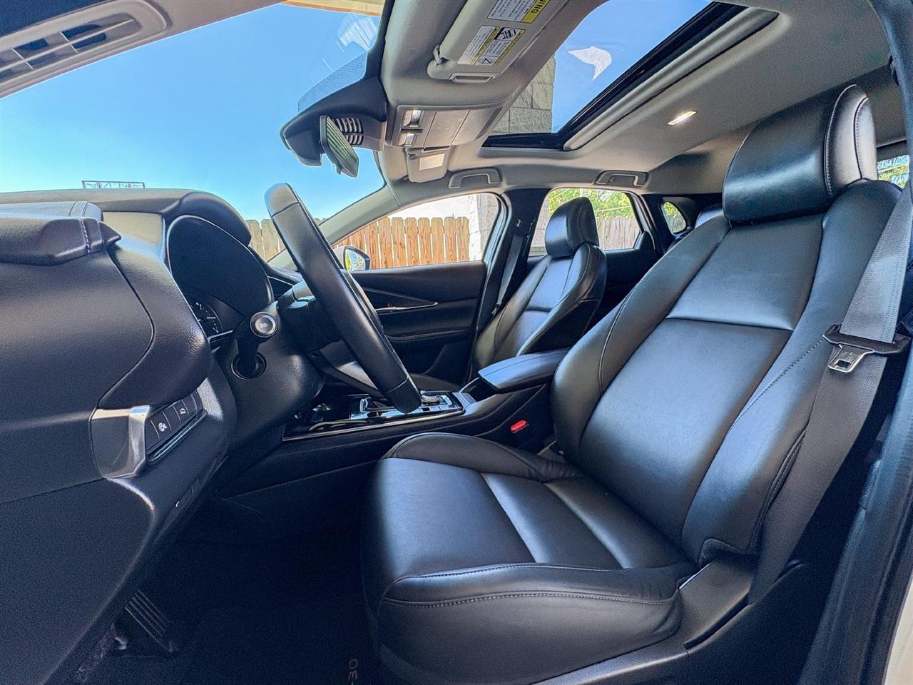 Mazda CX-30  2025