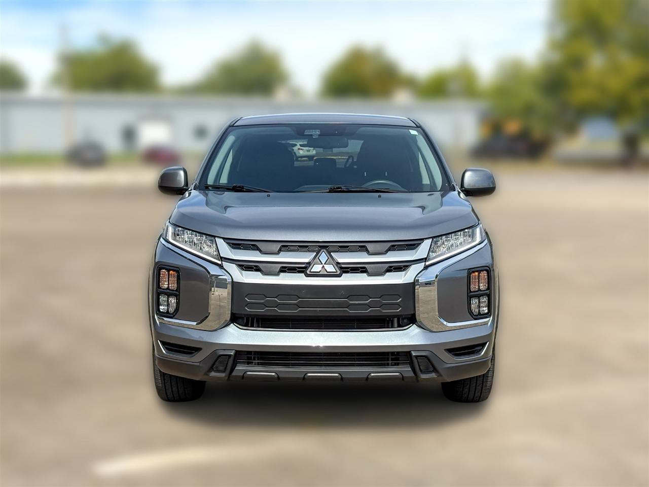 Mitsubishi Outlander Sport  2025