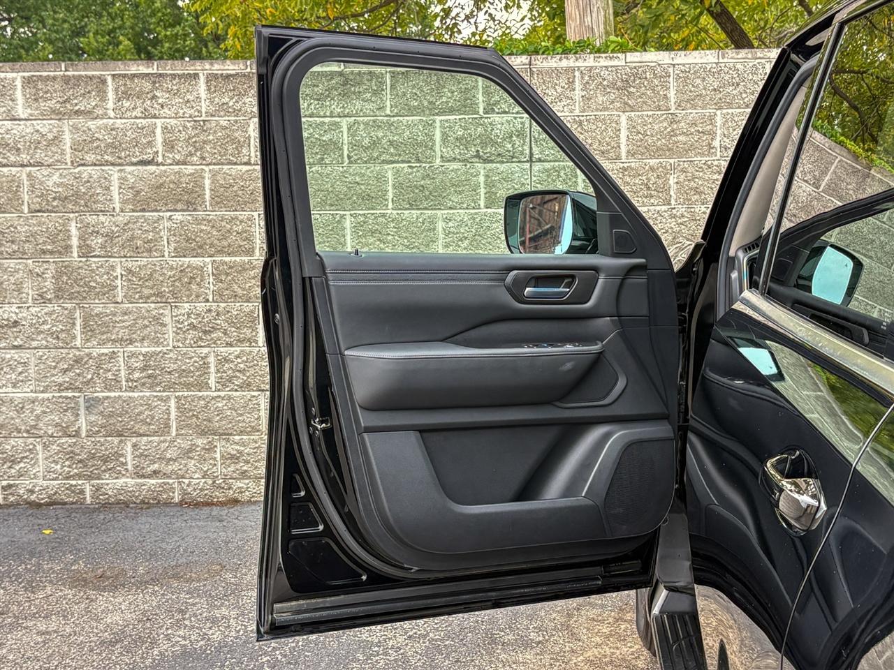 Nissan Armada  2025