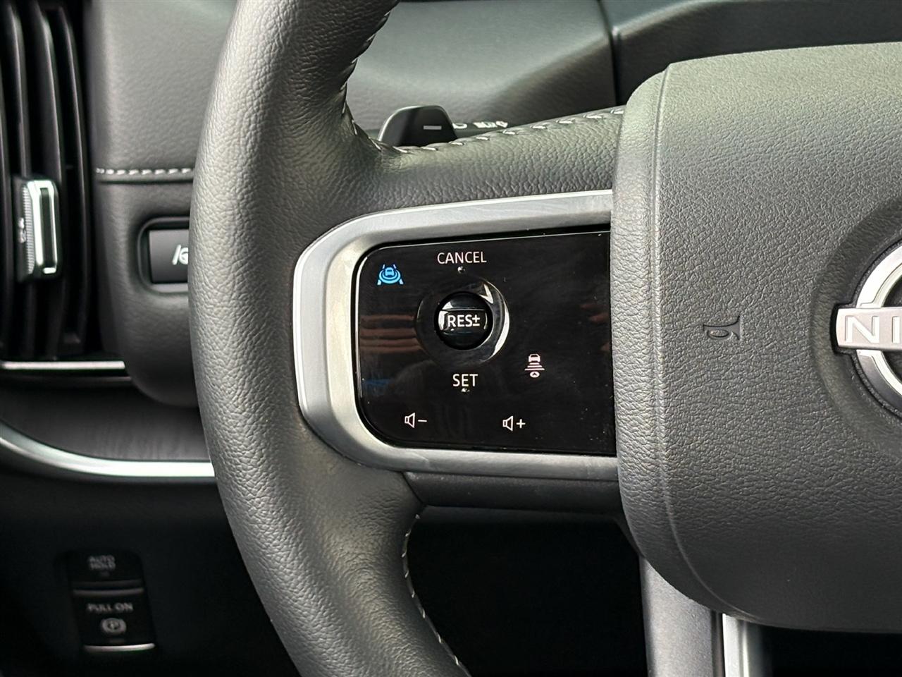 Nissan Armada  2025