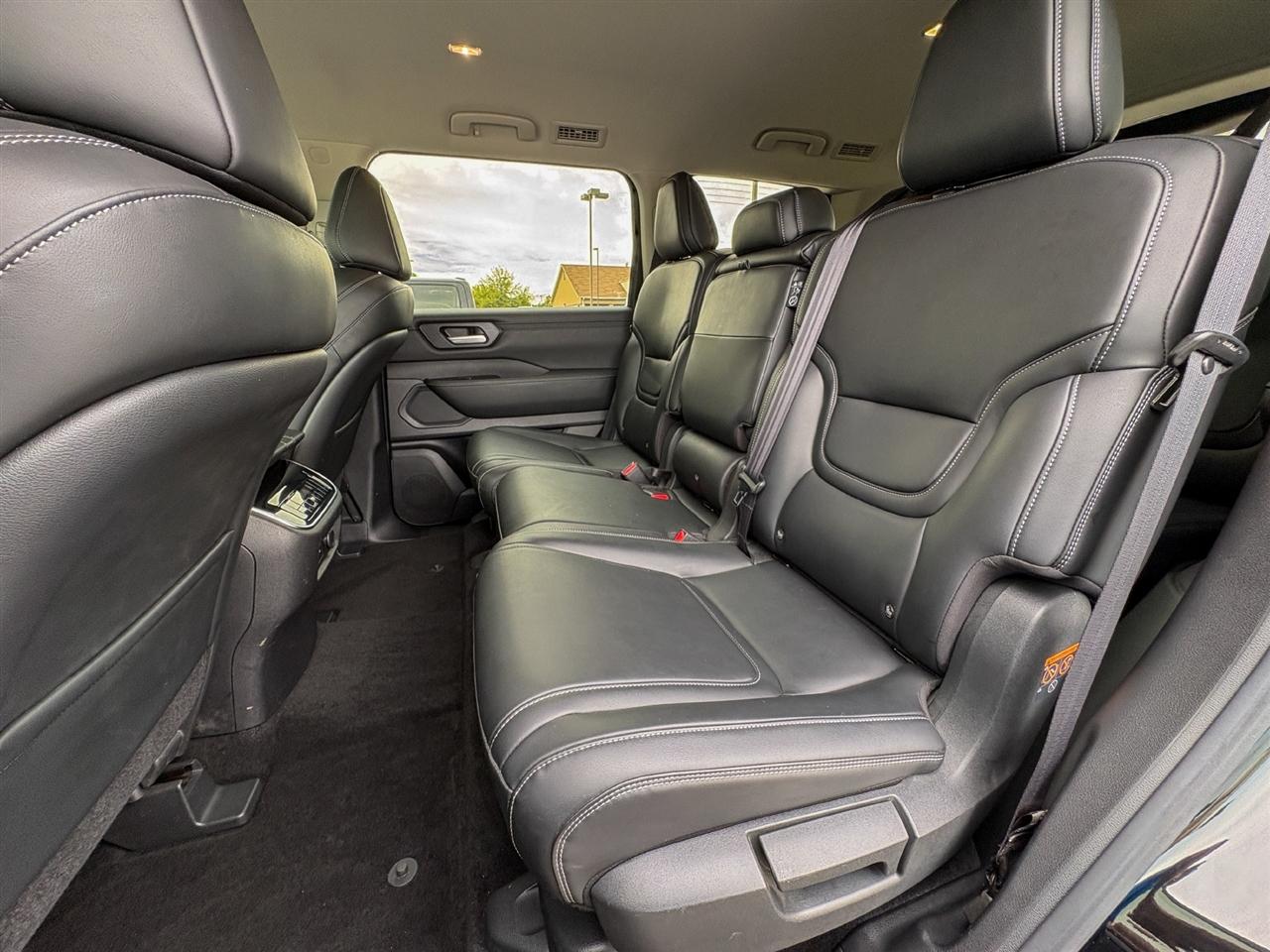 Nissan Armada  2025