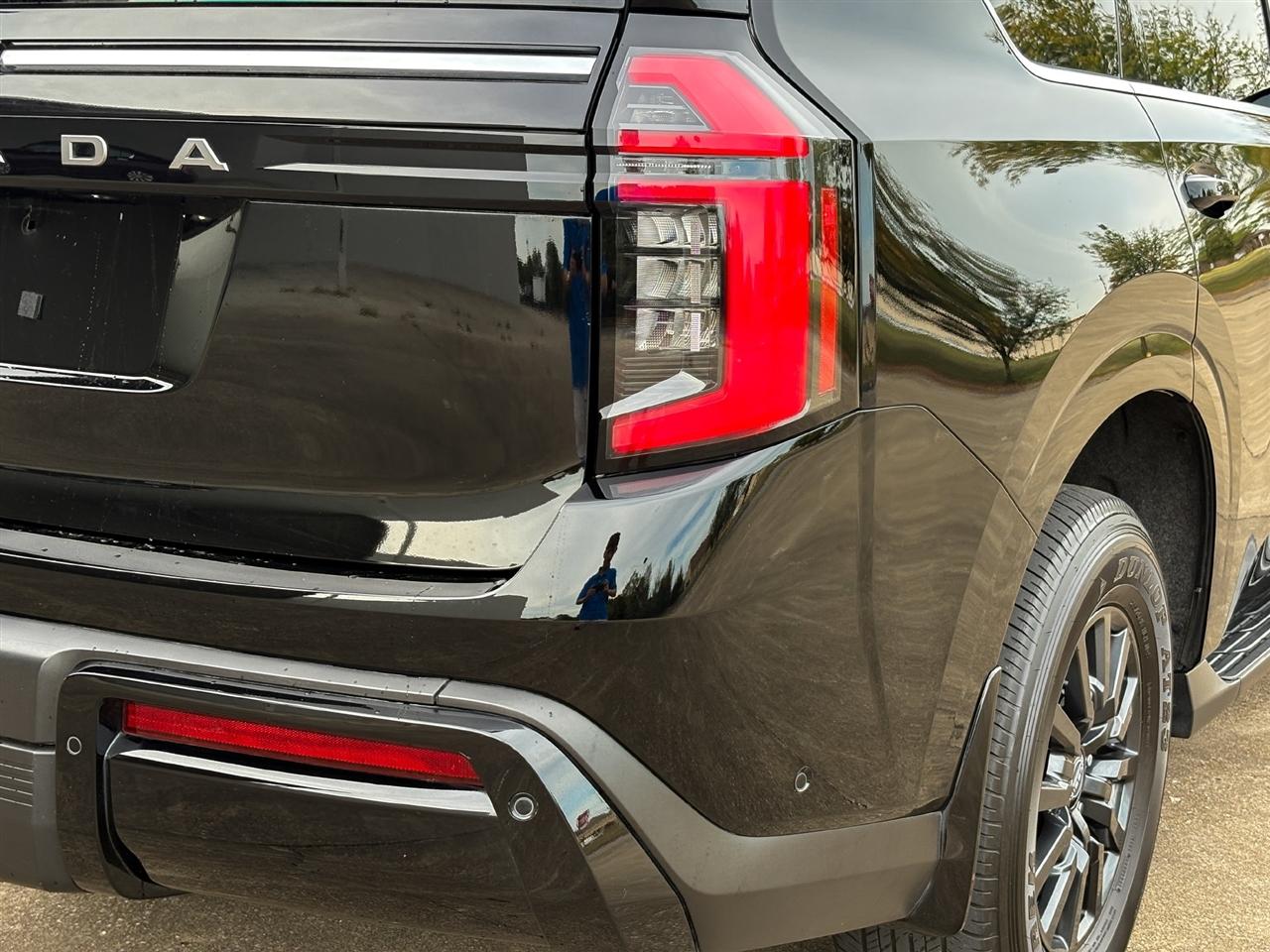 Nissan Armada  2025