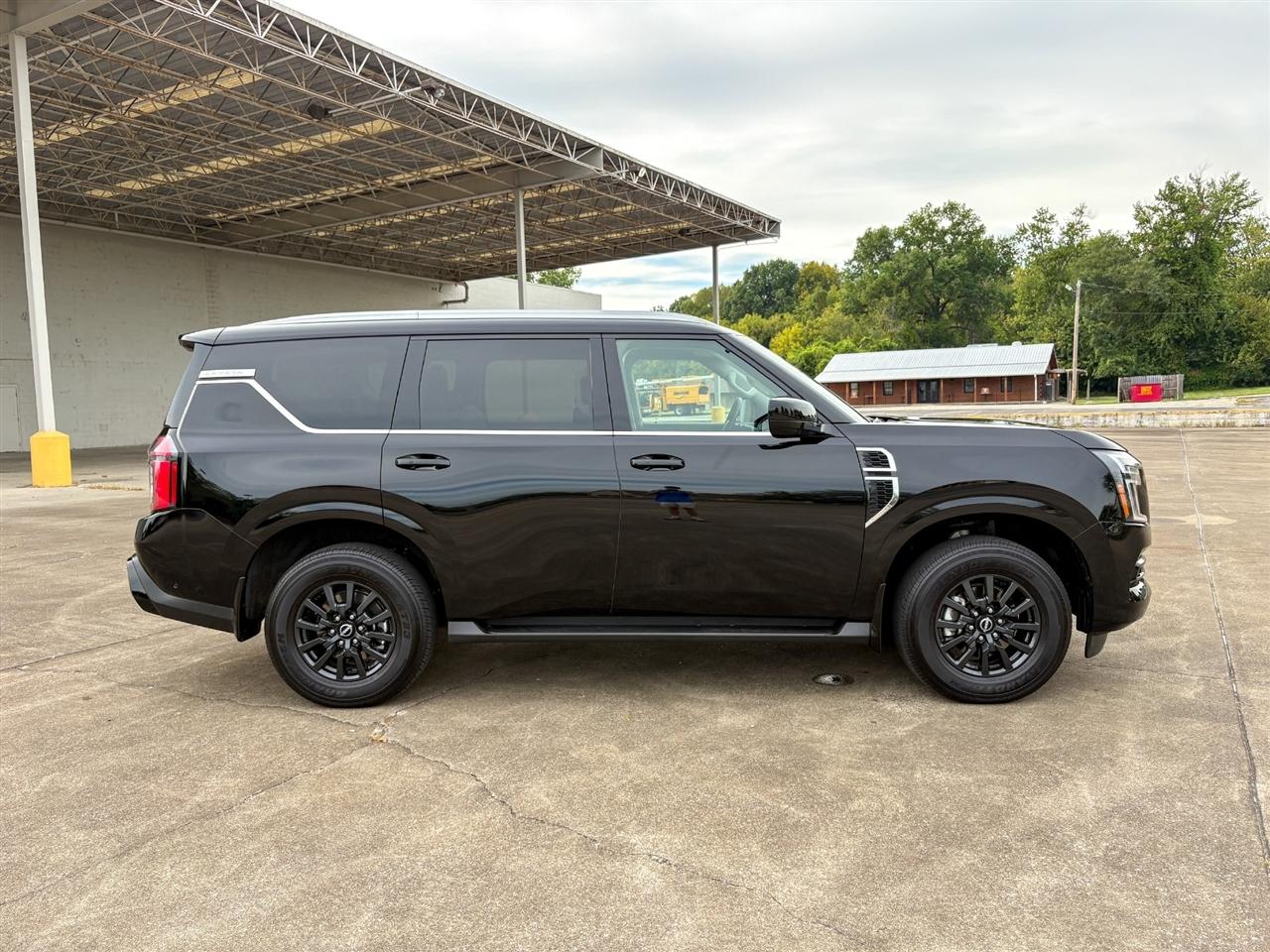 Nissan Armada  2025