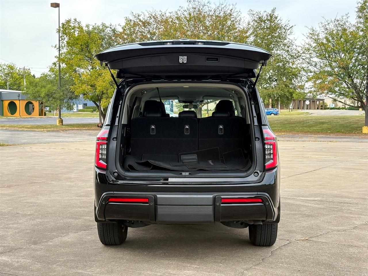 Nissan Armada  2025