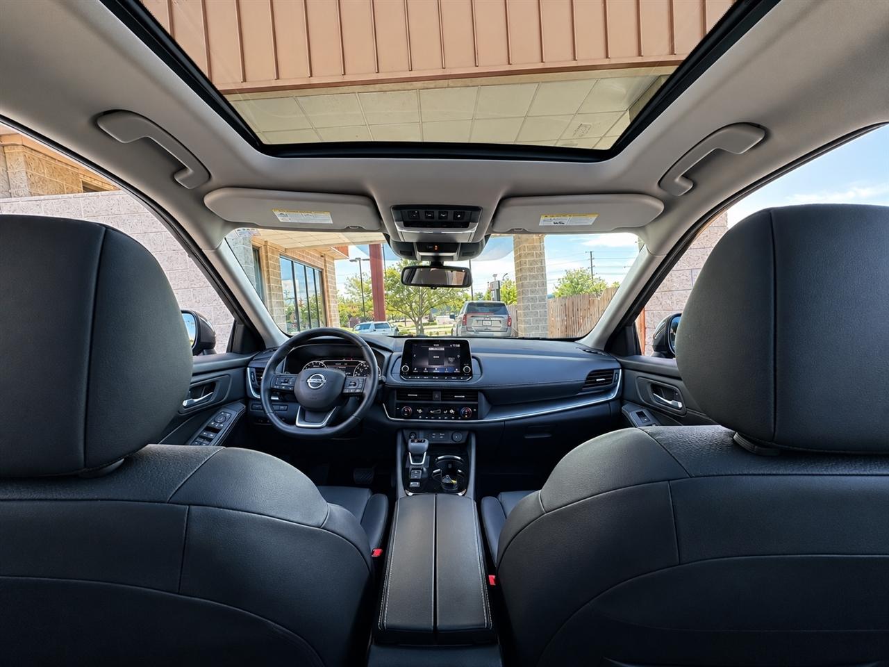 Nissan Rogue  2025