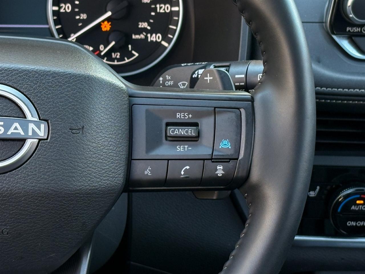 Nissan Rogue  2025