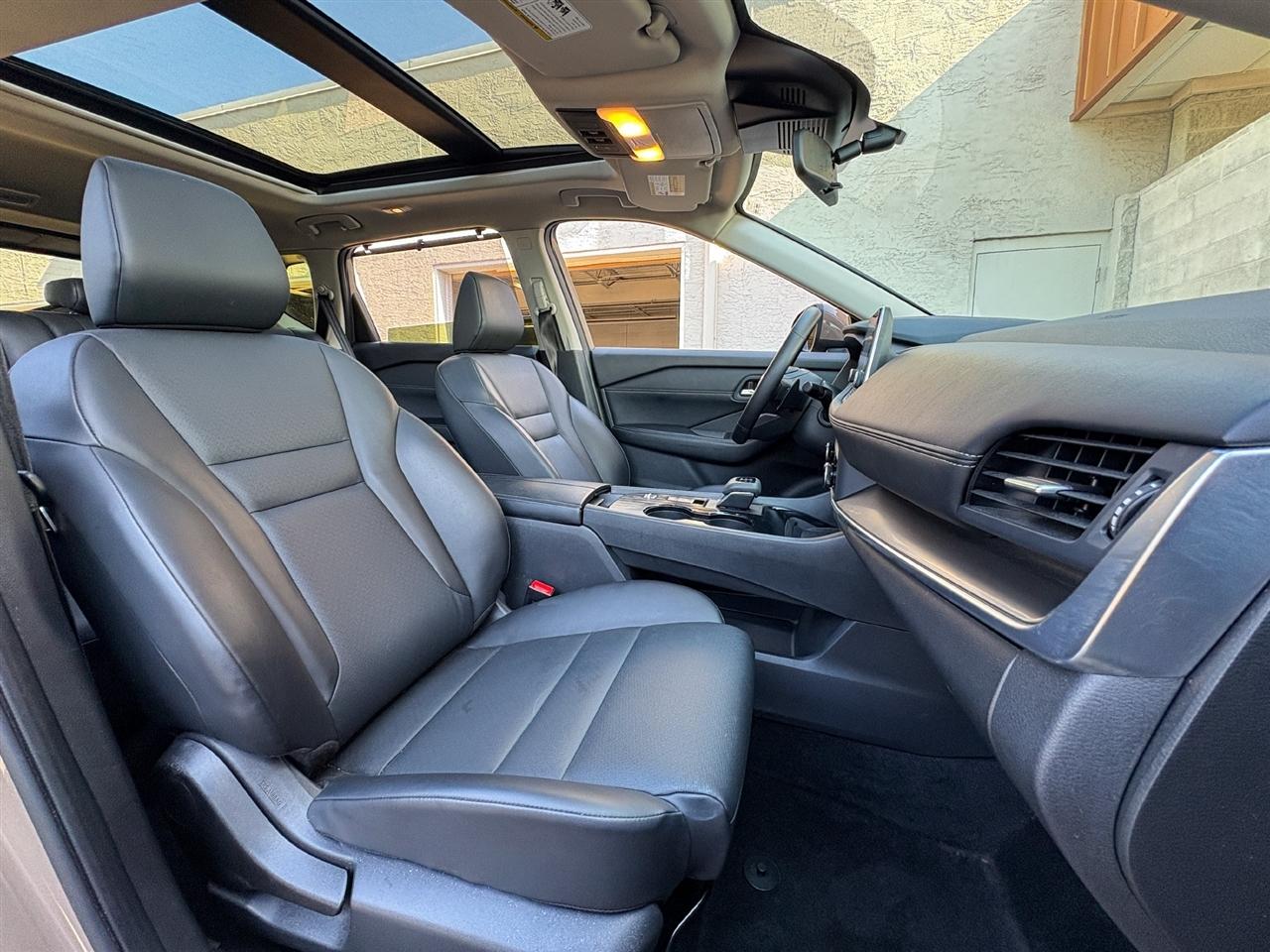 Nissan Rogue  2025