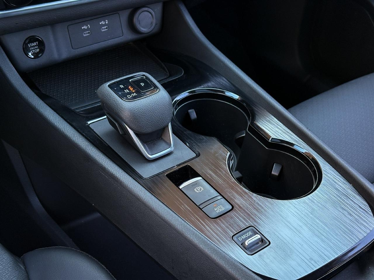 Nissan Rogue  2025