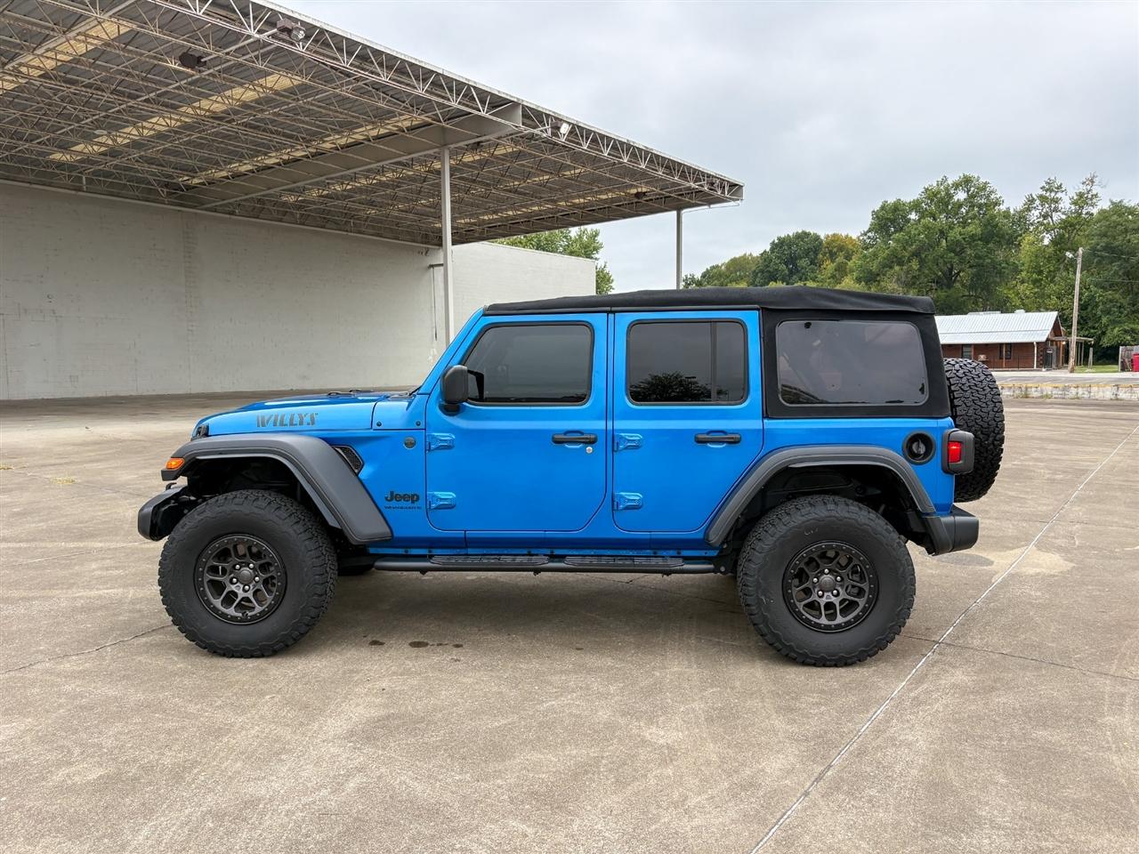 Jeep Wrangler  2023