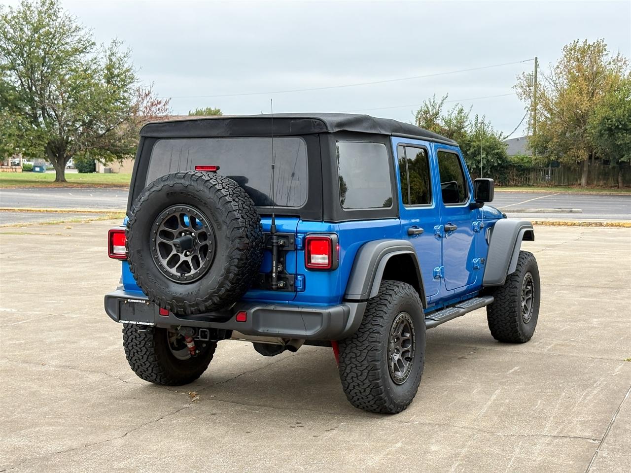 Jeep Wrangler  2023
