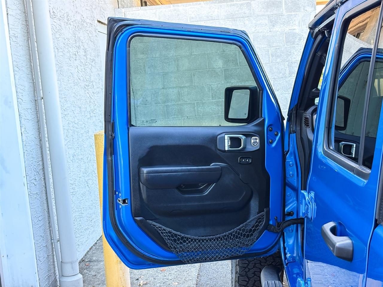 Jeep Wrangler  2023