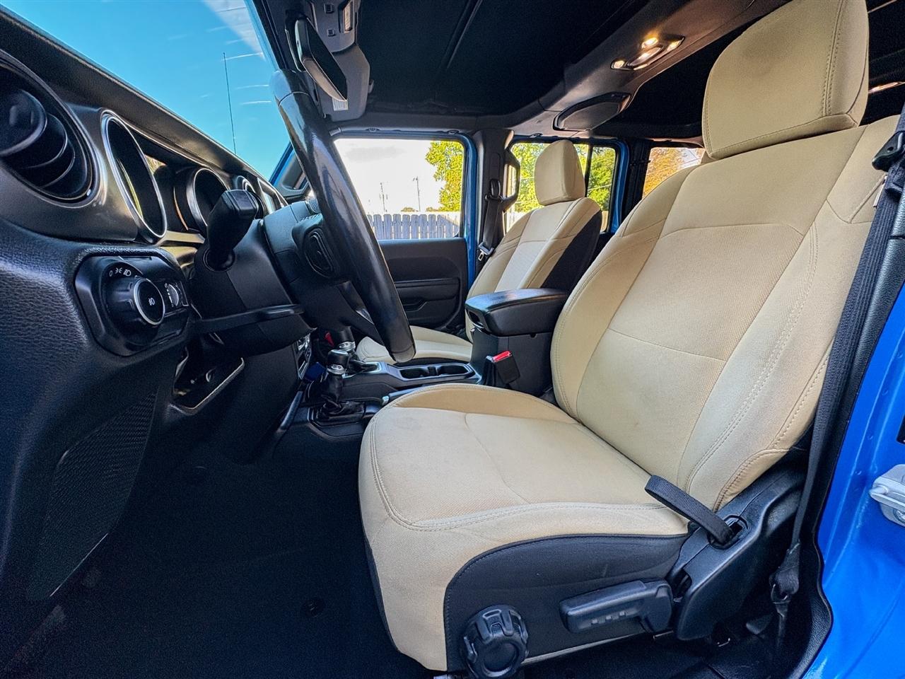 Jeep Wrangler  2023