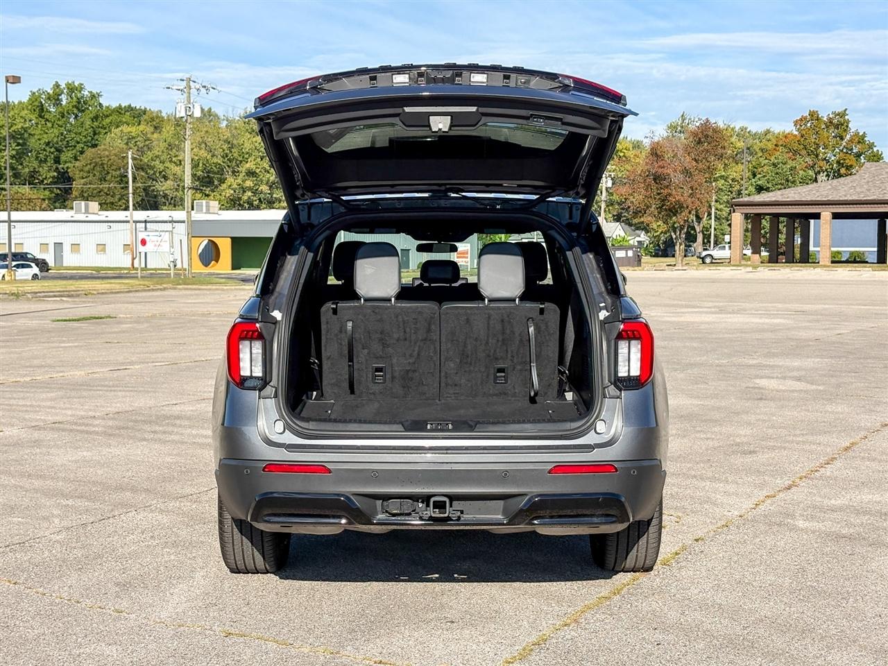 Ford Explorer  2025