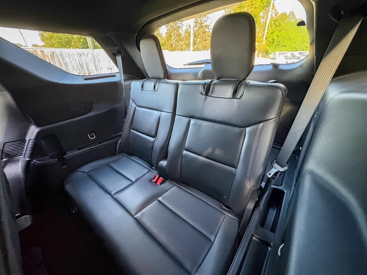 Ford Explorer photo 22