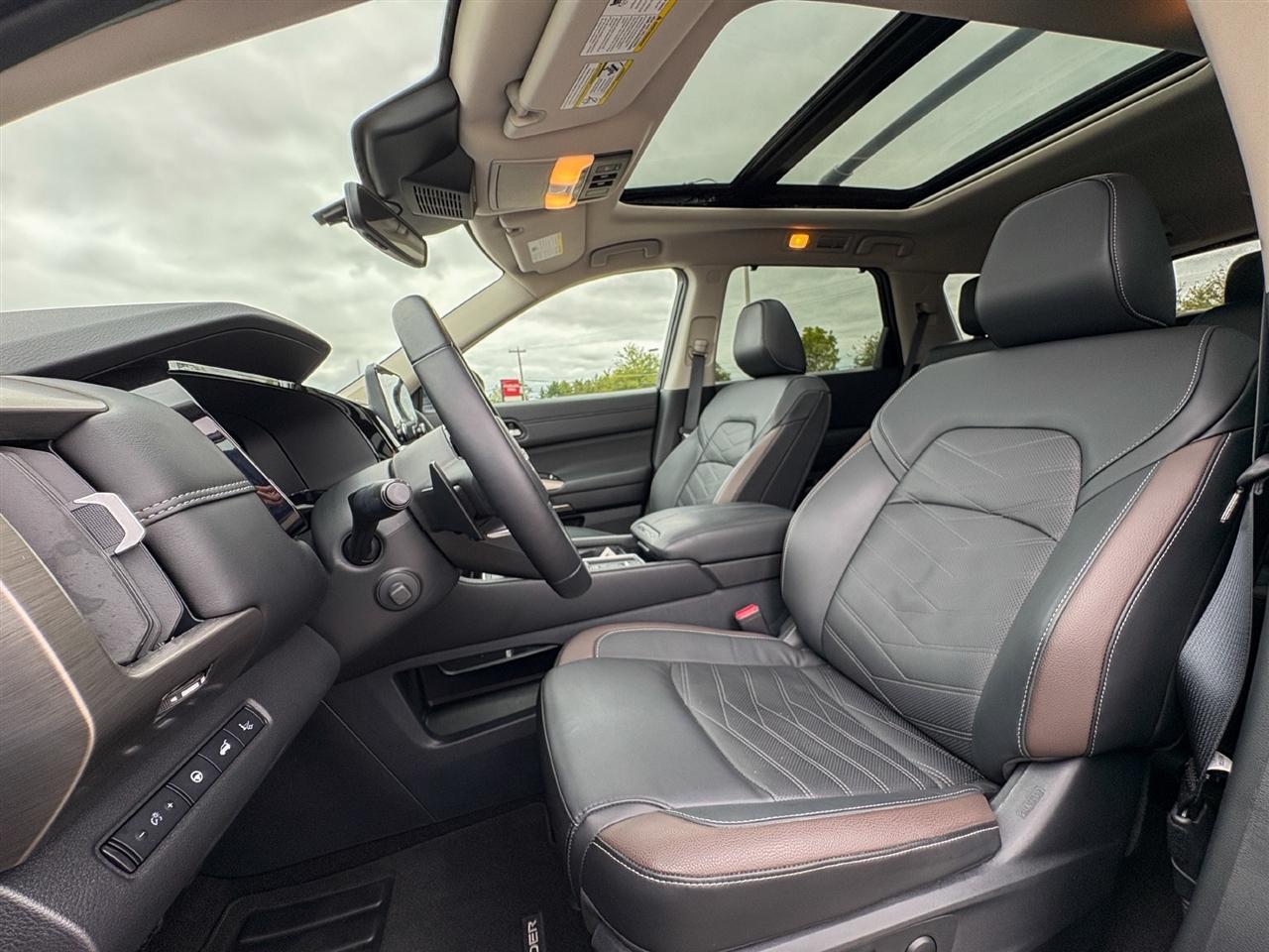 Nissan Pathfinder  2025