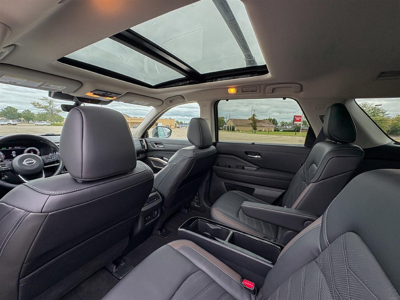 Nissan Pathfinder  2025