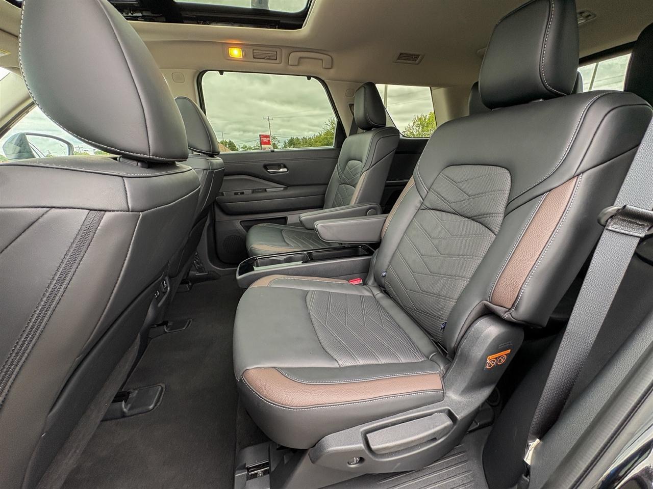 Nissan Pathfinder  2025