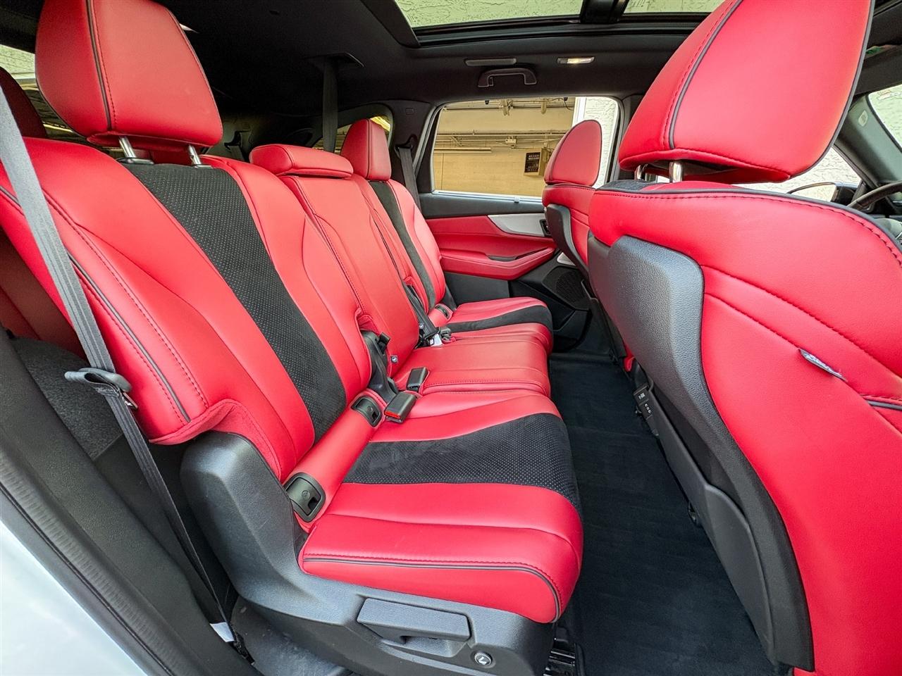 Acura MDX  2025