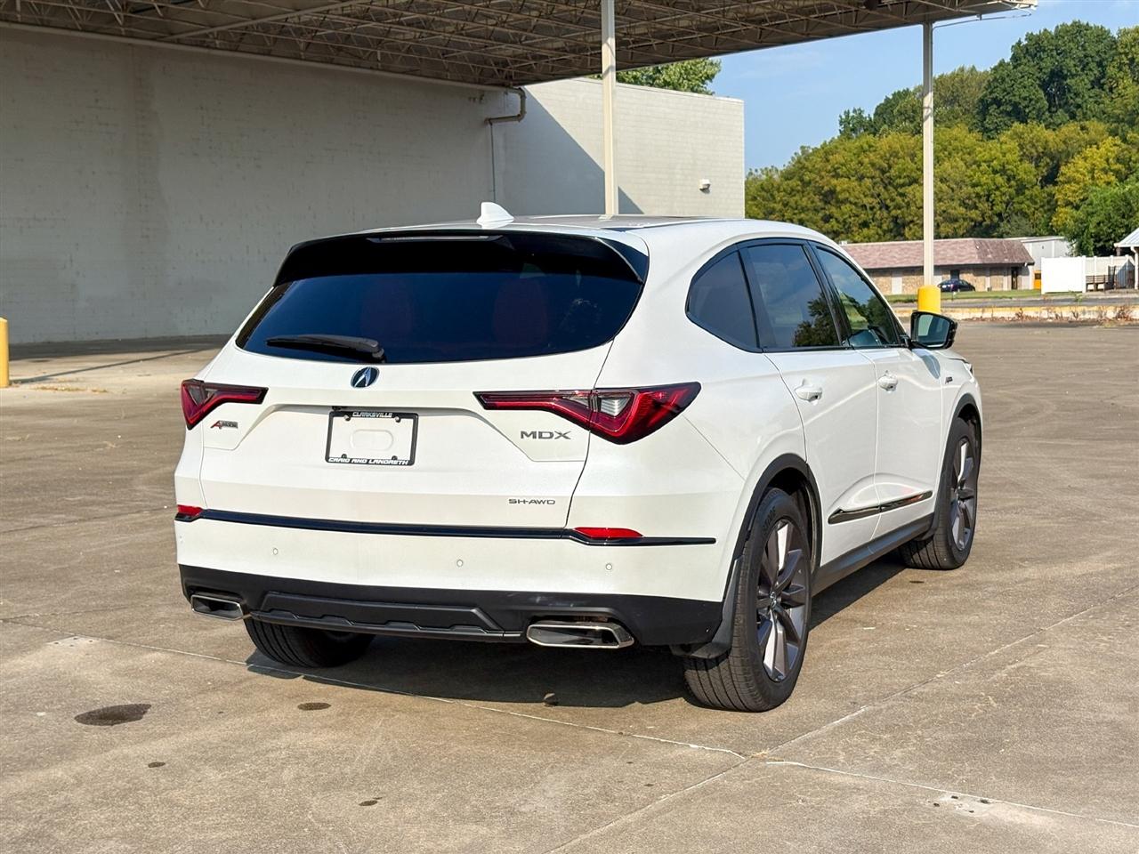 Acura MDX photo 12