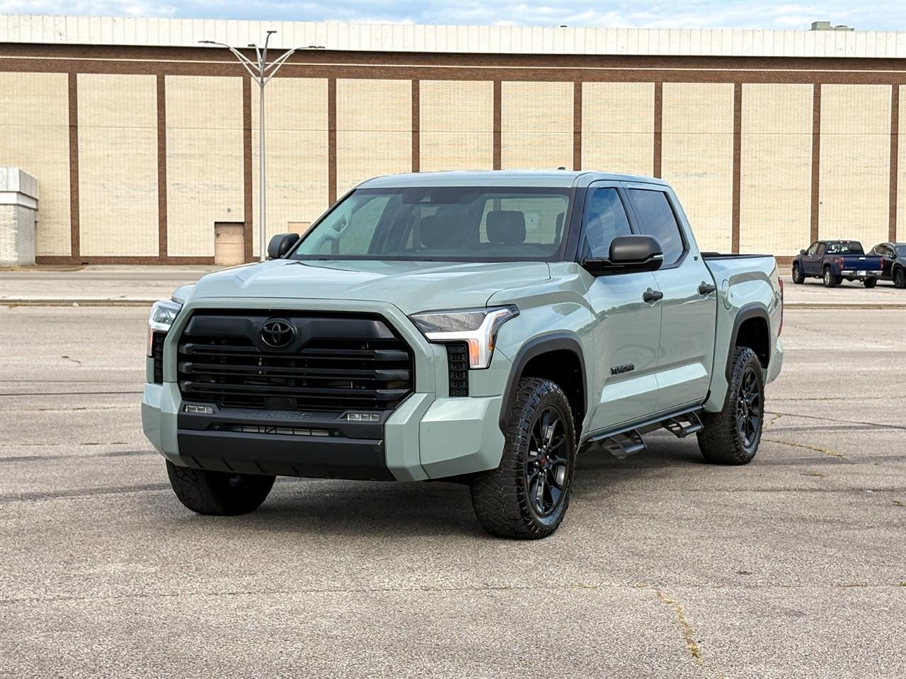 Toyota Tundra  2024