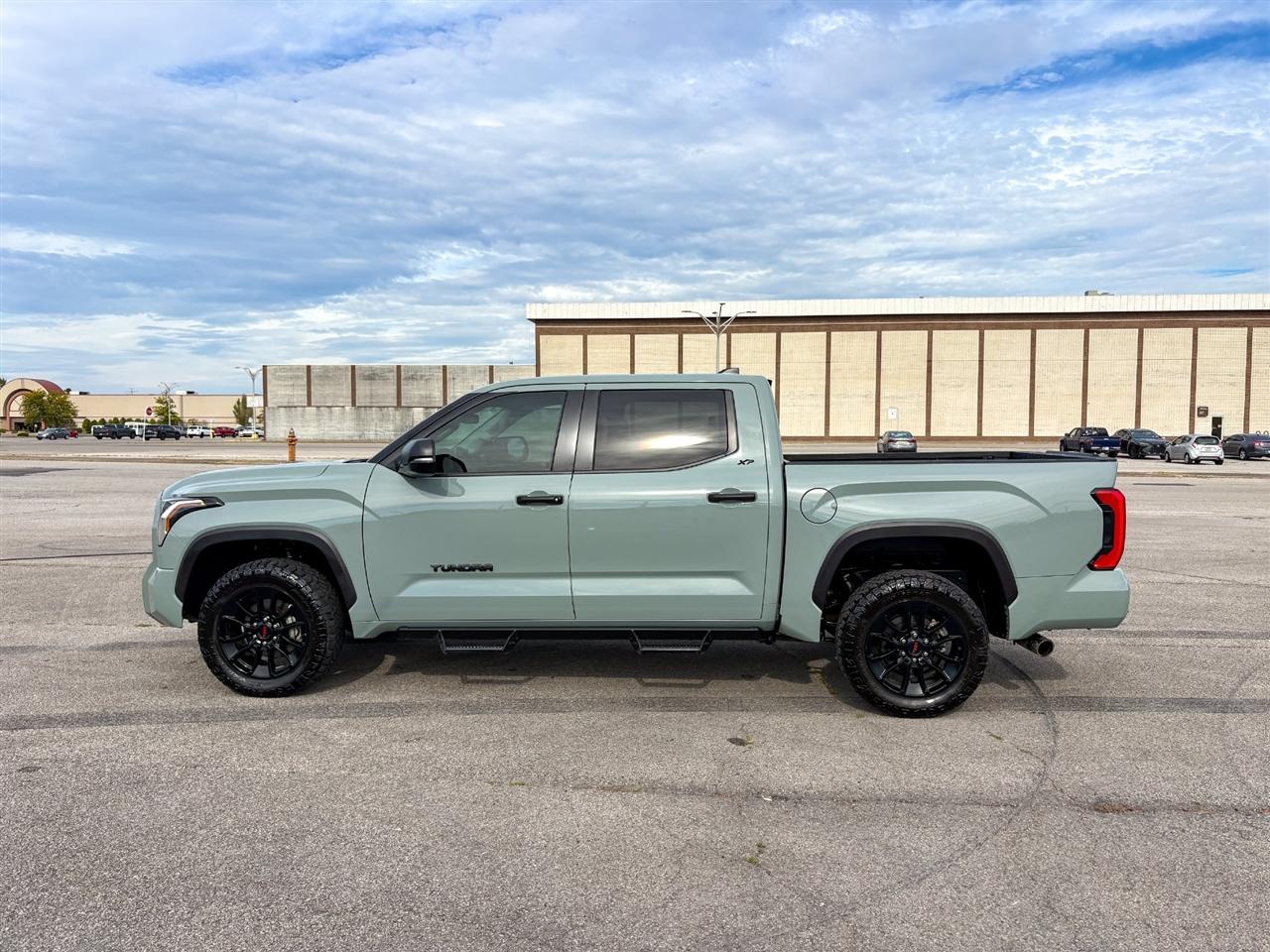 Toyota Tundra  2024