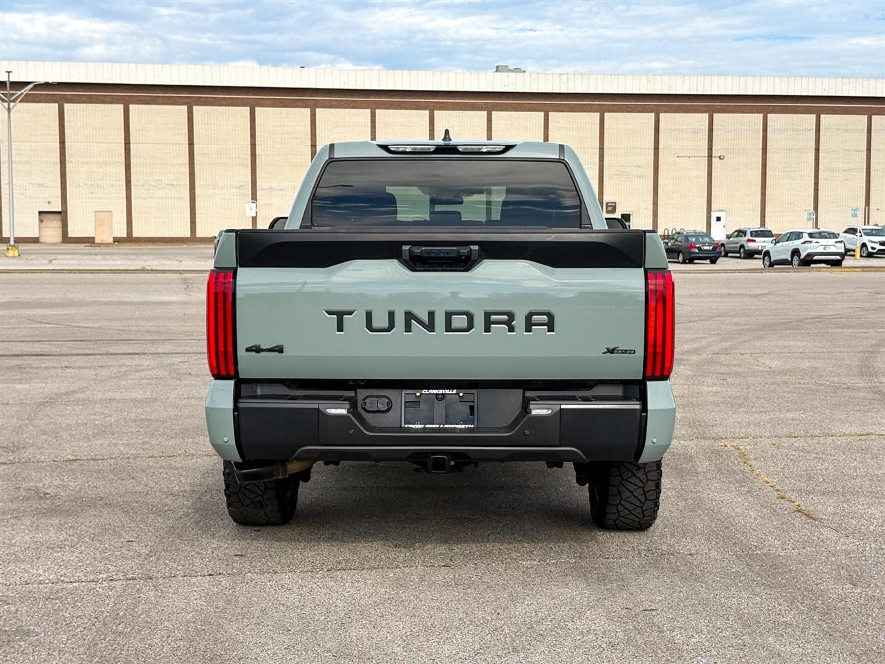 Toyota Tundra  2024