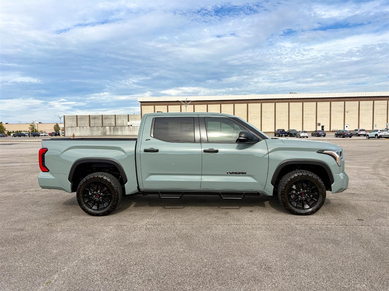 Toyota Tundra  2024