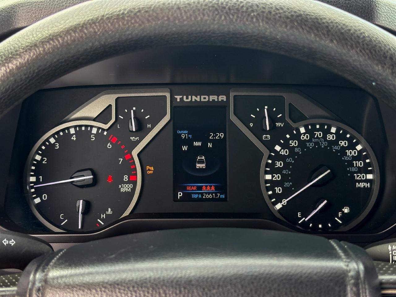 Toyota Tundra  2024