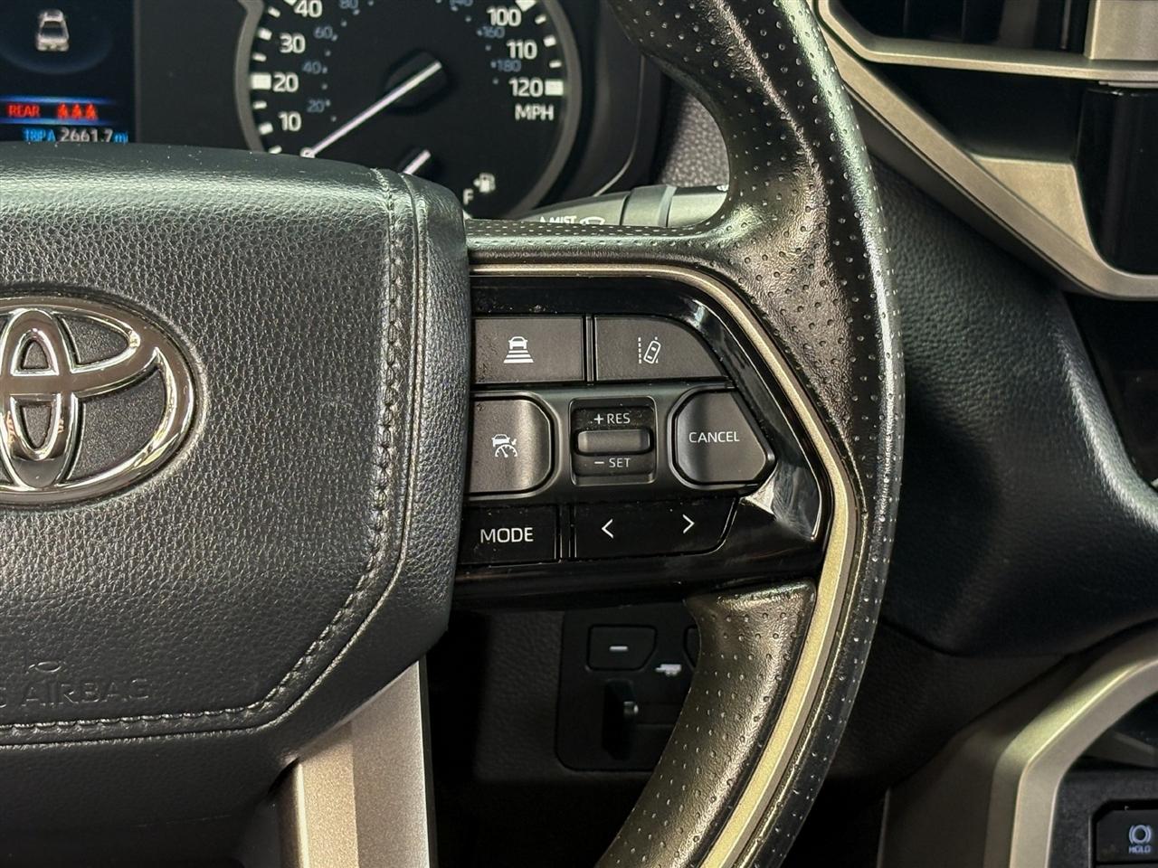 Toyota Tundra  2024