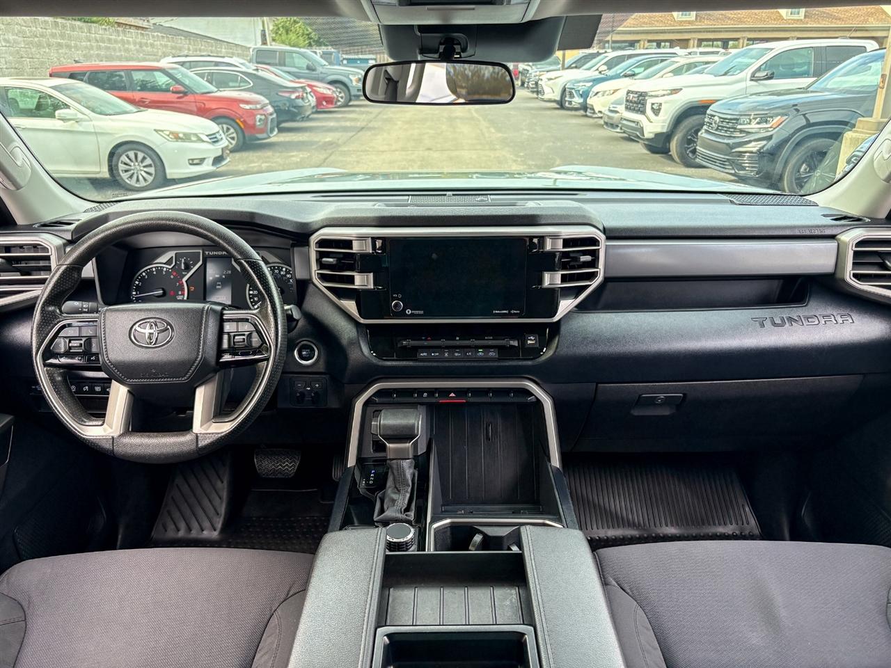 Toyota Tundra  2024