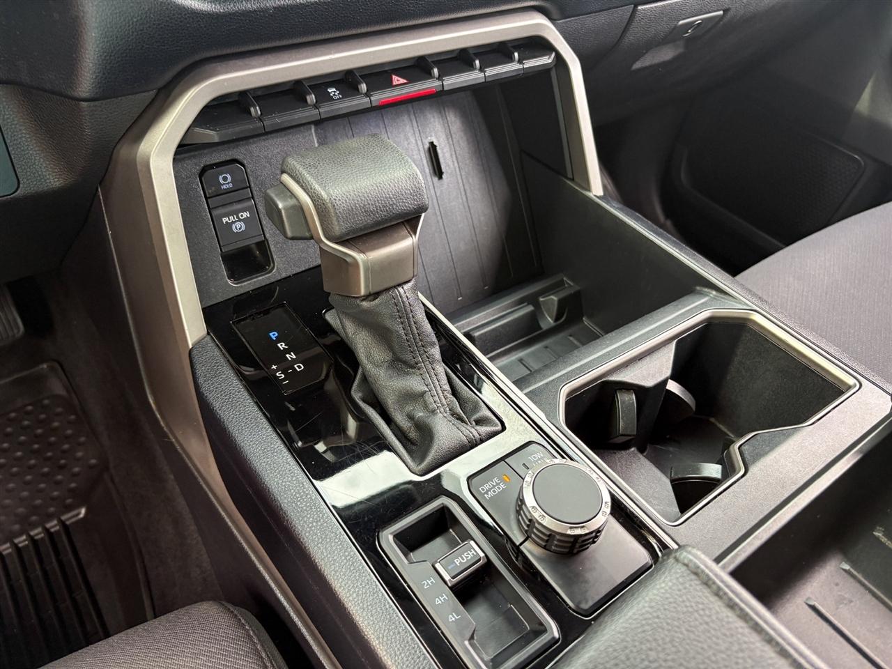 Toyota Tundra  2024