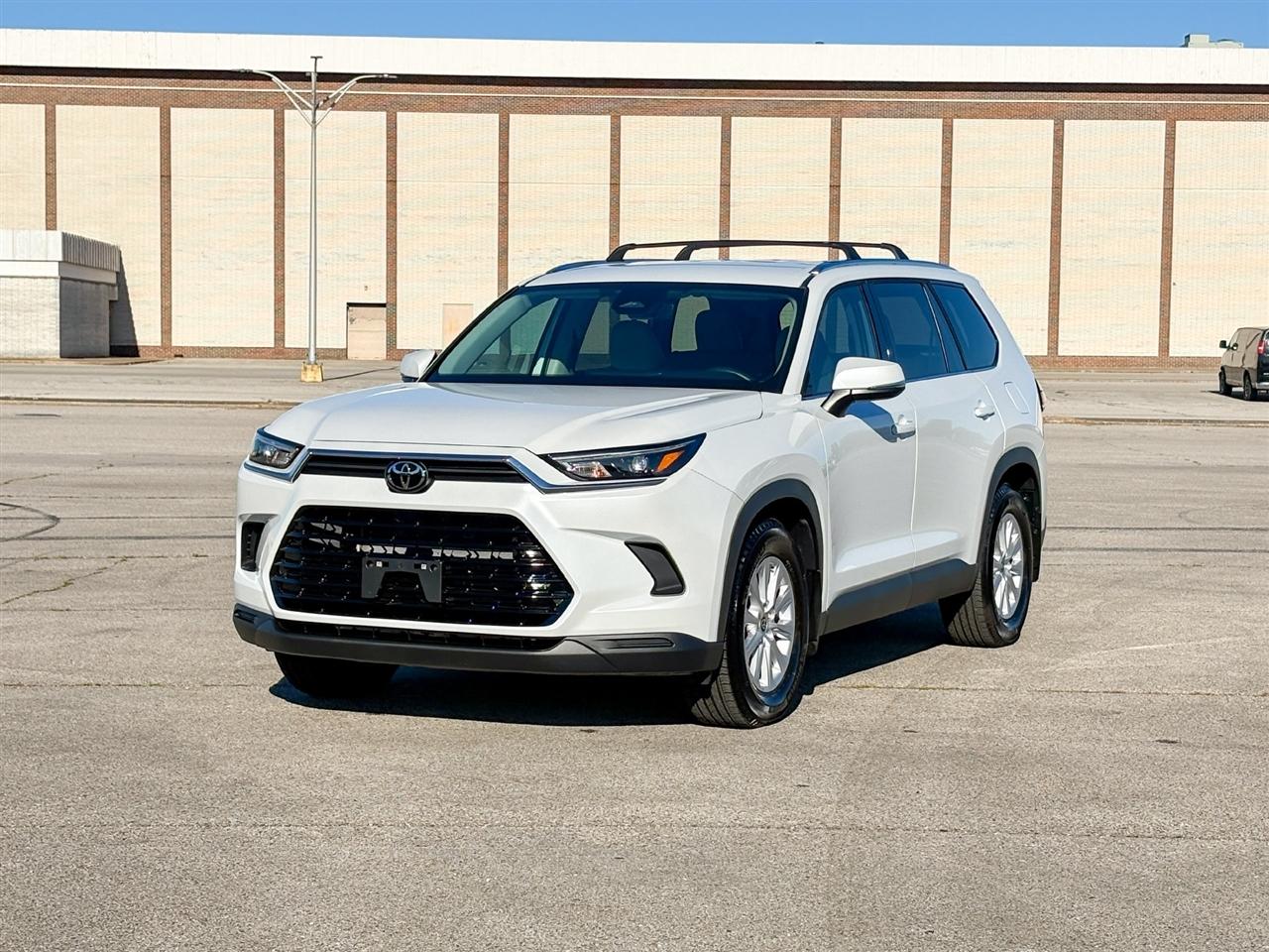 Toyota Grand Highlander photo 4