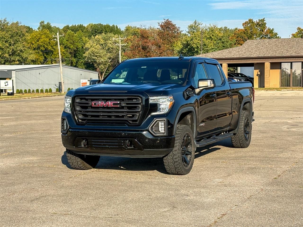 GMC Sierra 1500 AT4 Crew Cab 4WD 2019