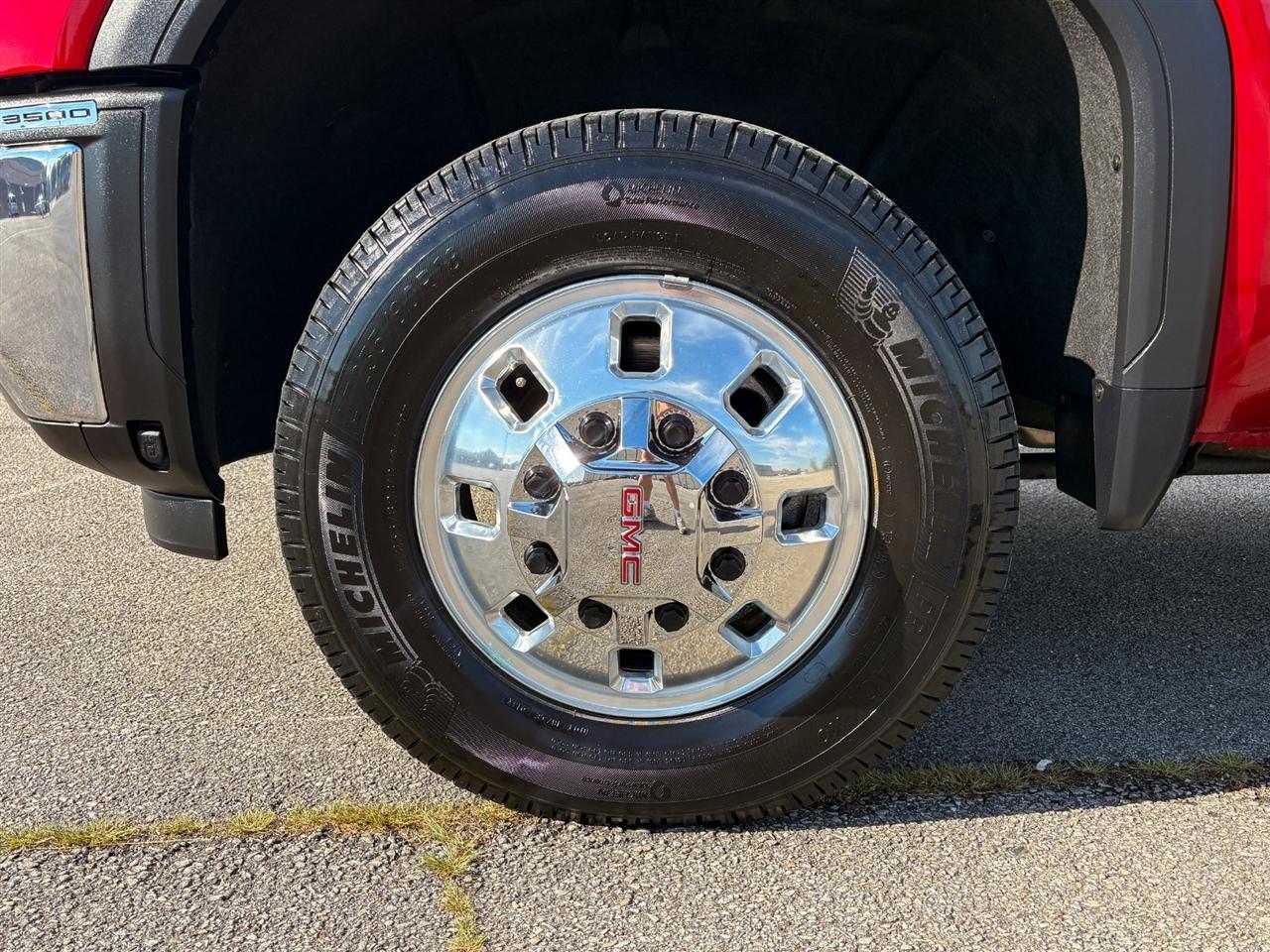 GMC Sierra 3500HD  2024
