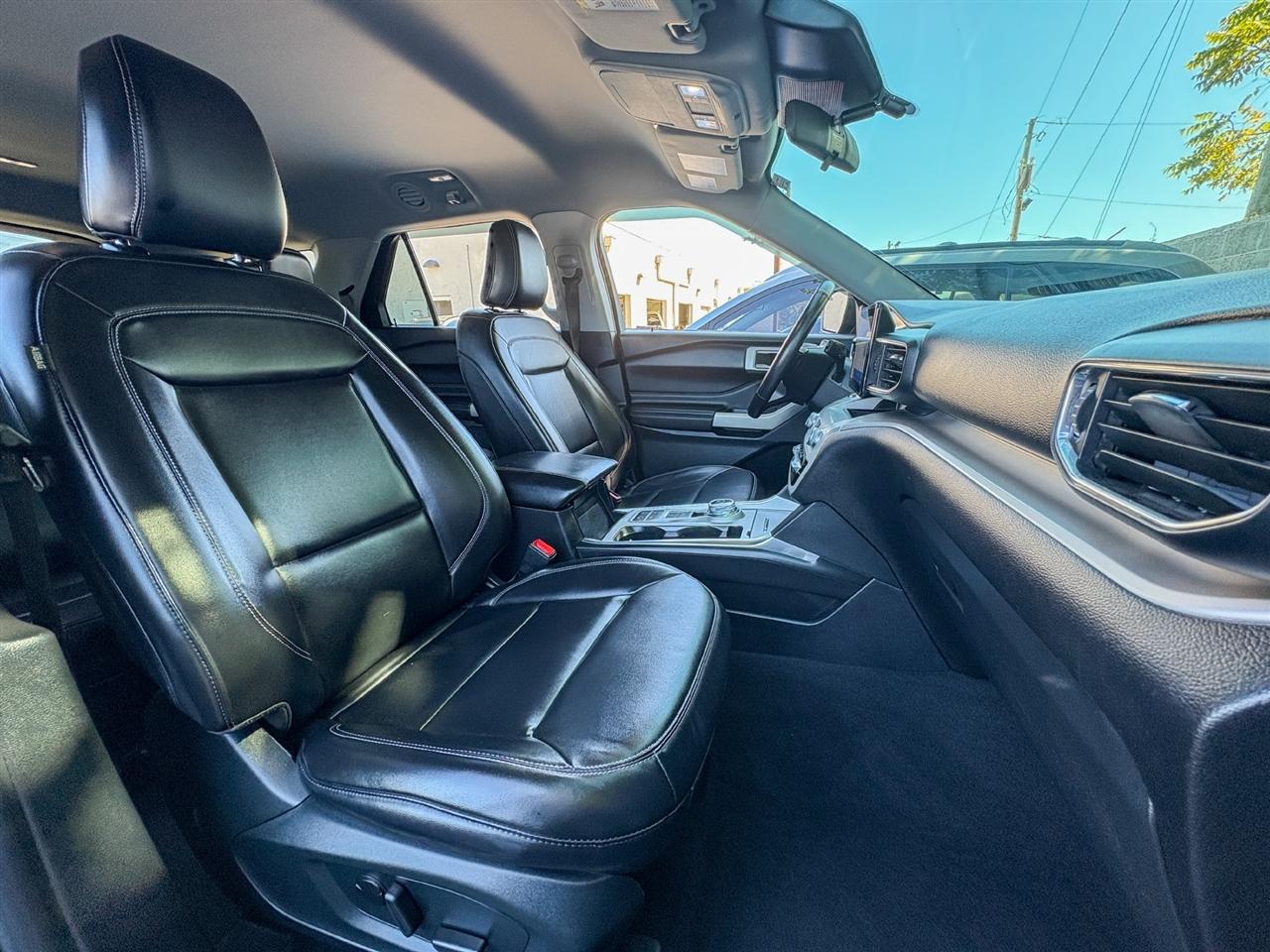 Ford Explorer  2021