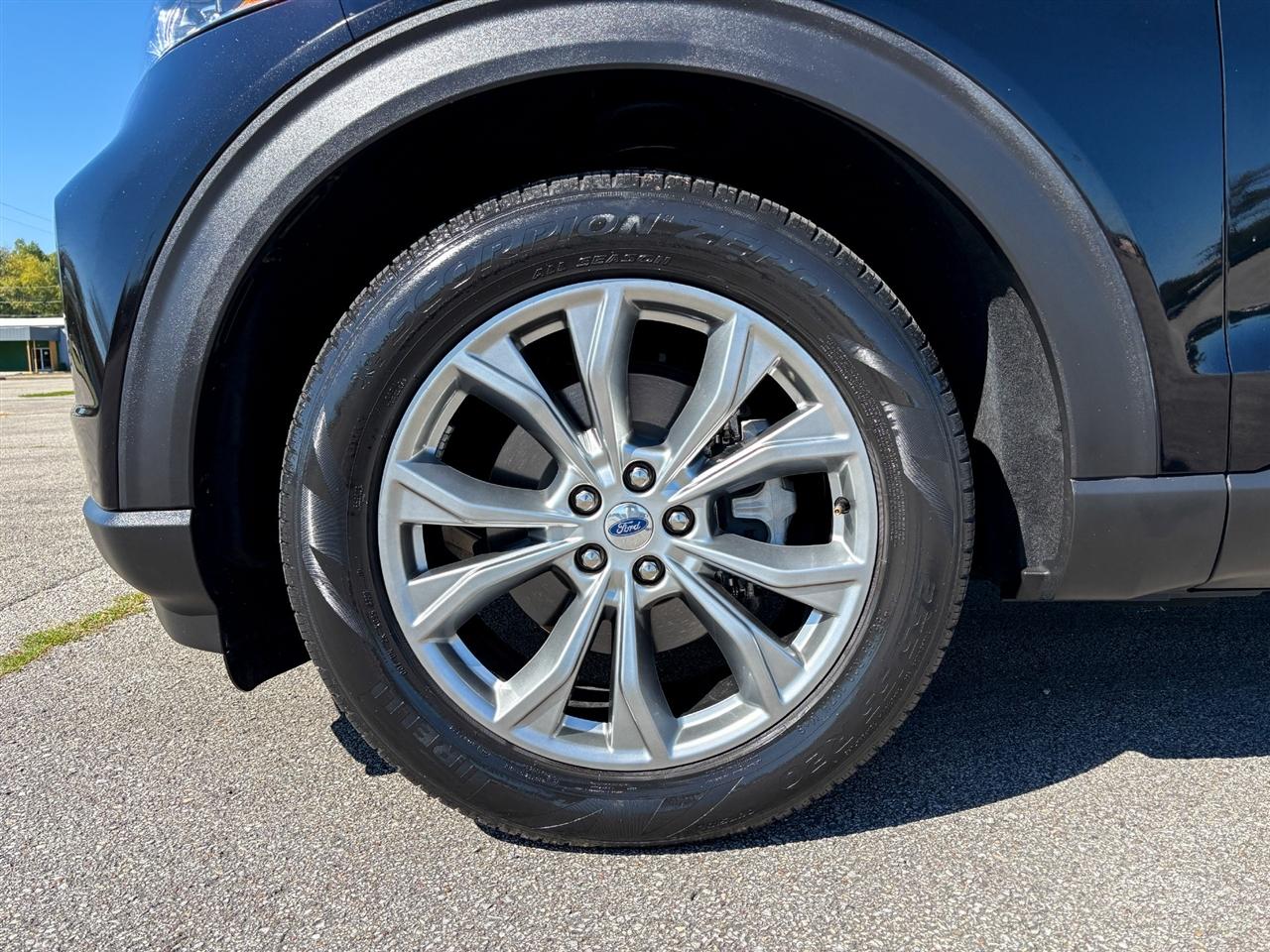 Ford Explorer  2021