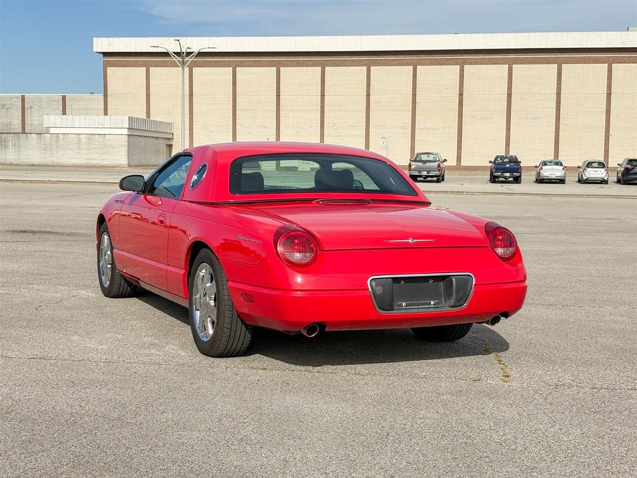 Ford Thunderbird  2003