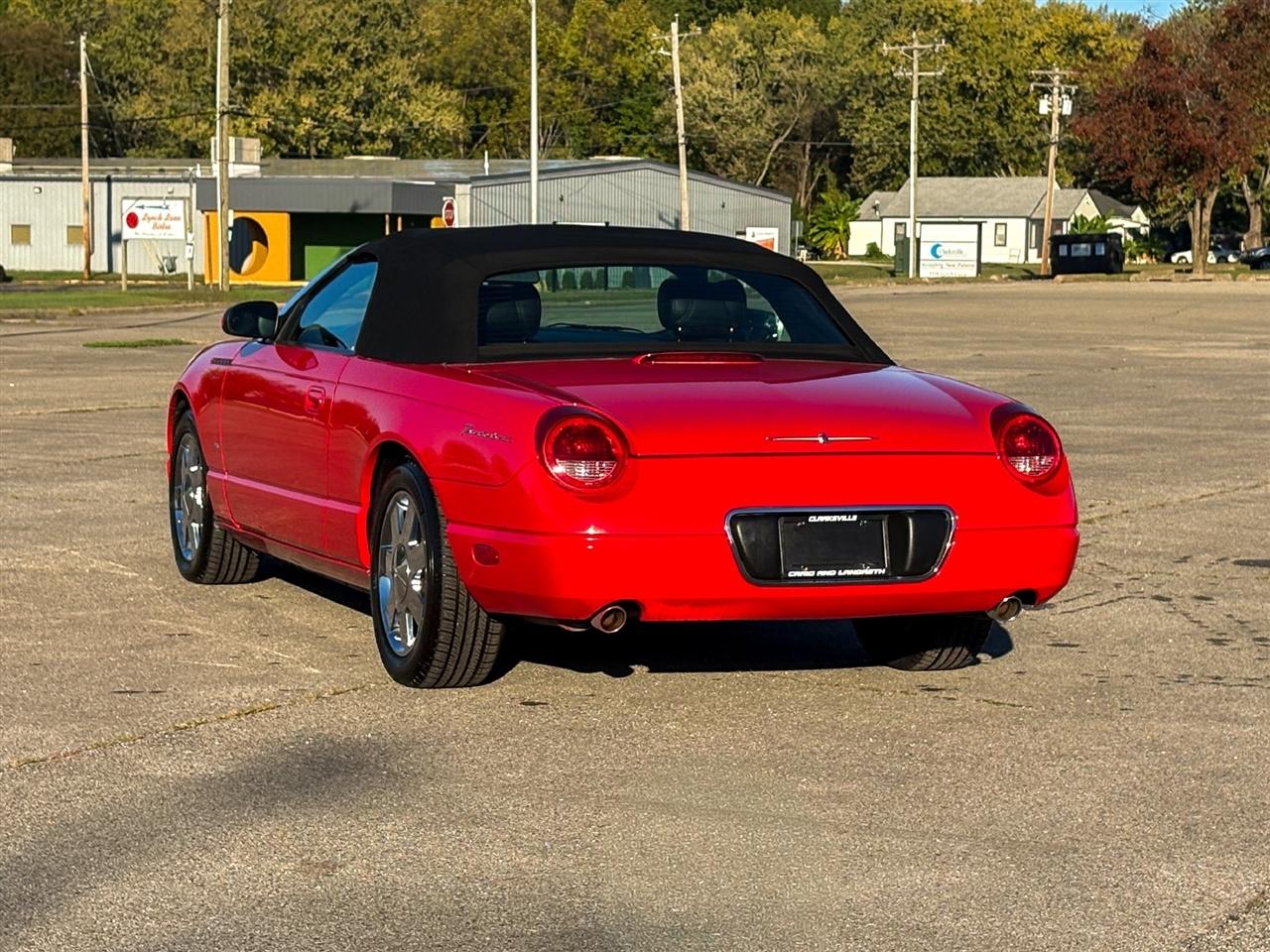 Ford Thunderbird  2003