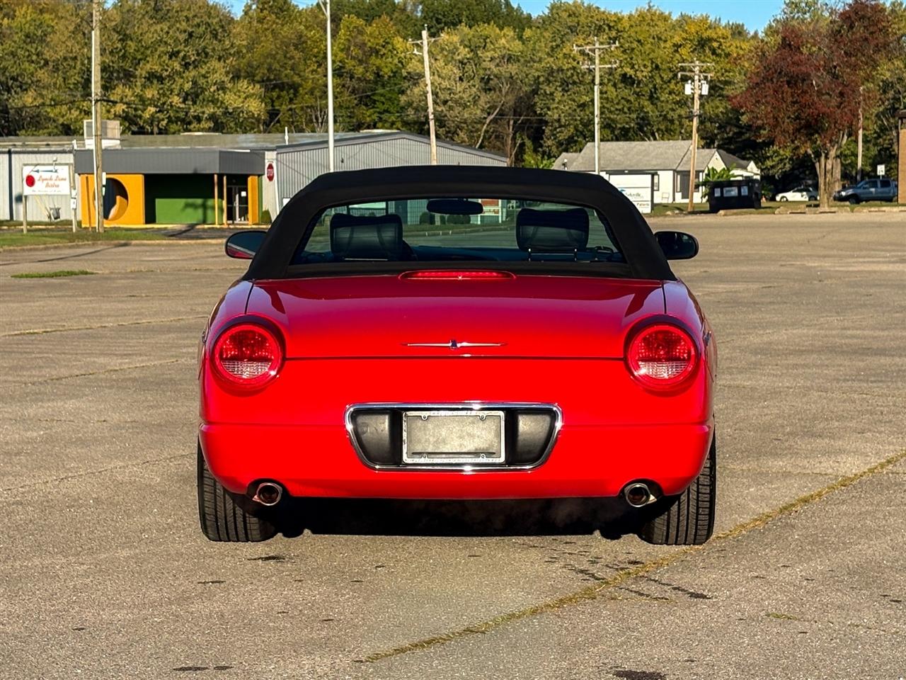 Ford Thunderbird  2003