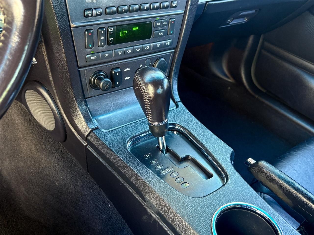 Ford Thunderbird  2003