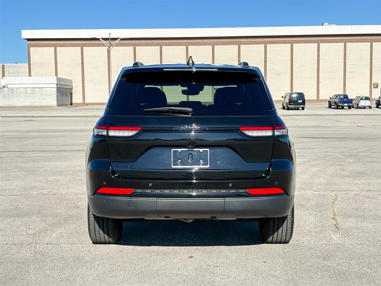 Jeep Grand Cherokee Altitude X 4x4 2023