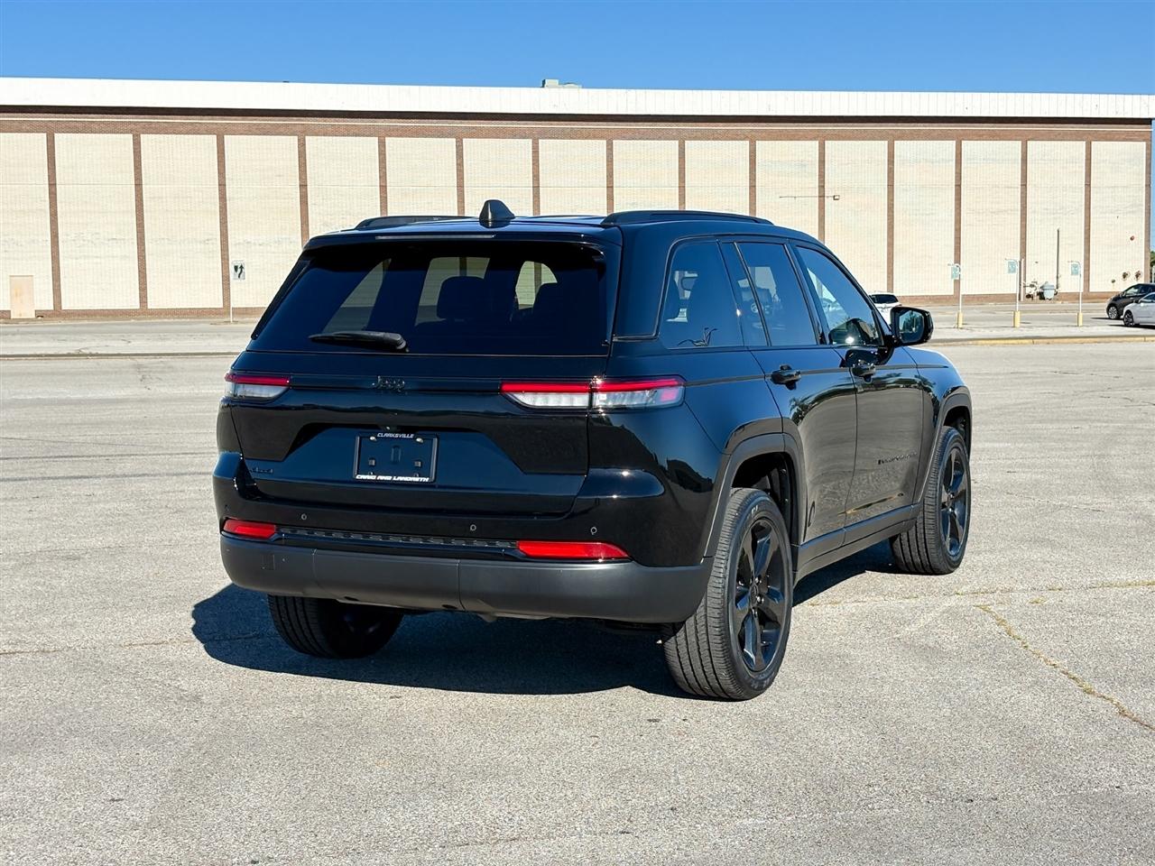 Jeep Grand Cherokee Altitude X 4x4 2023