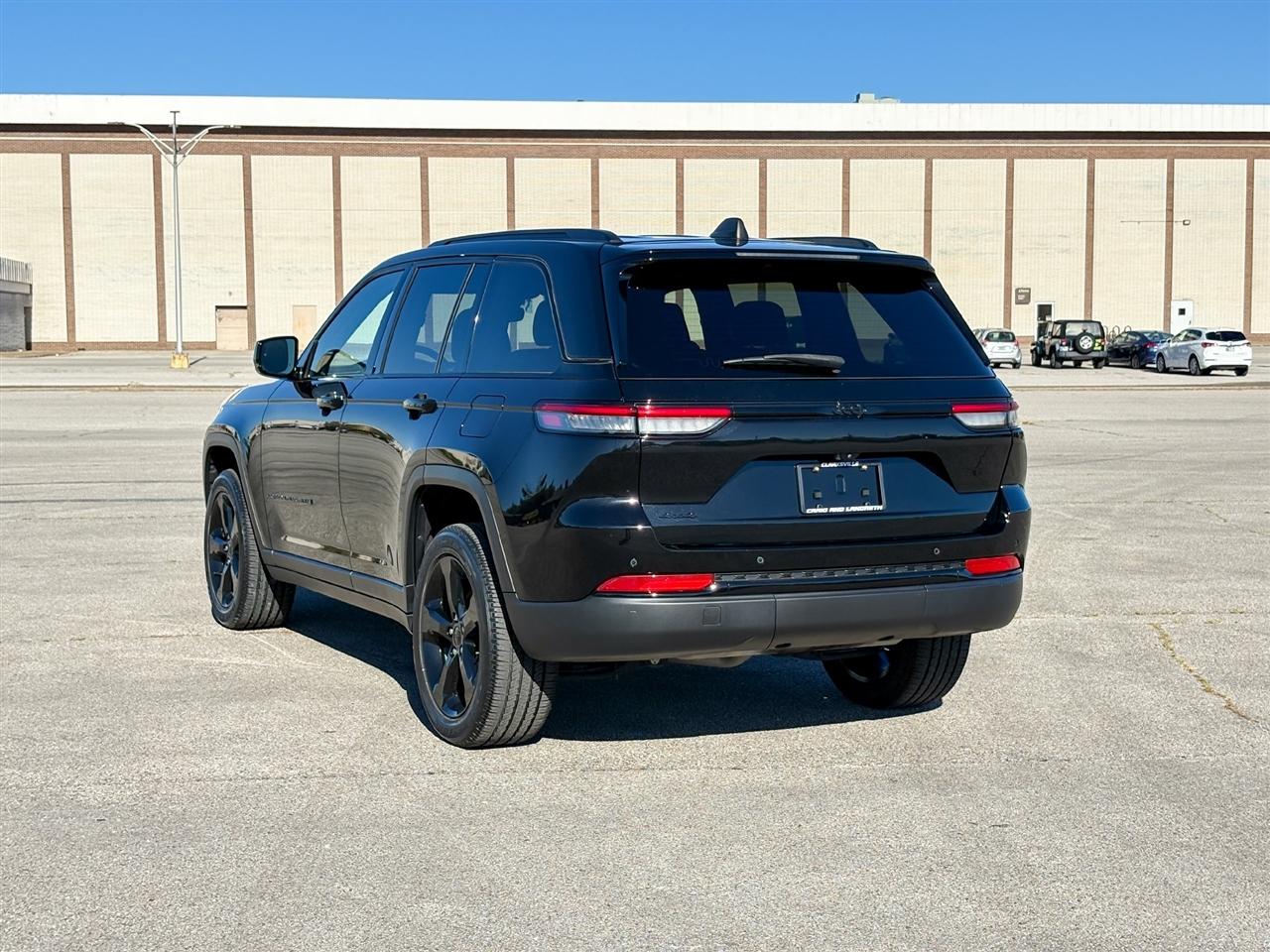 Jeep Grand Cherokee Altitude X 4x4 2023