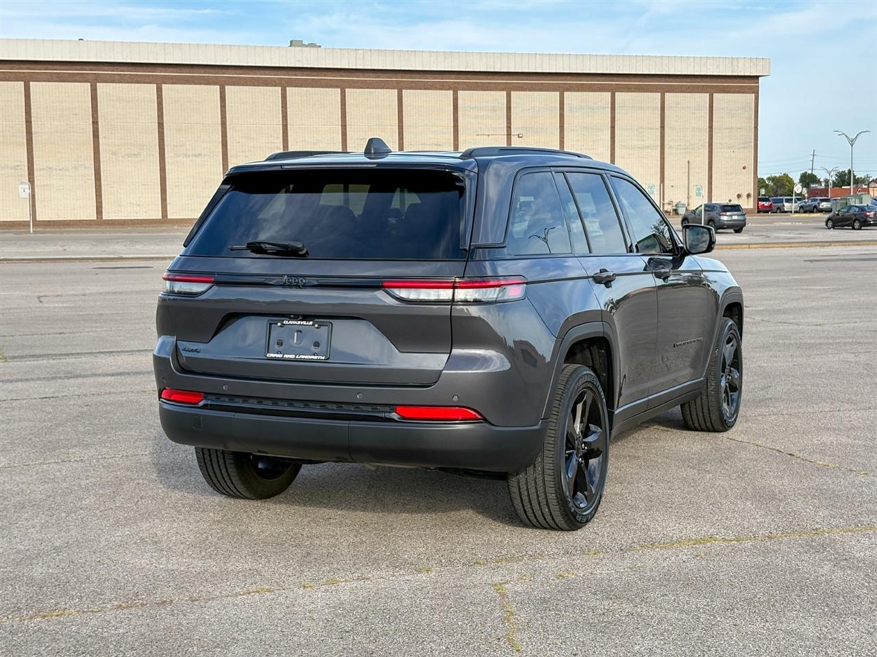 Jeep Grand Cherokee Altitude X 4x4 2023