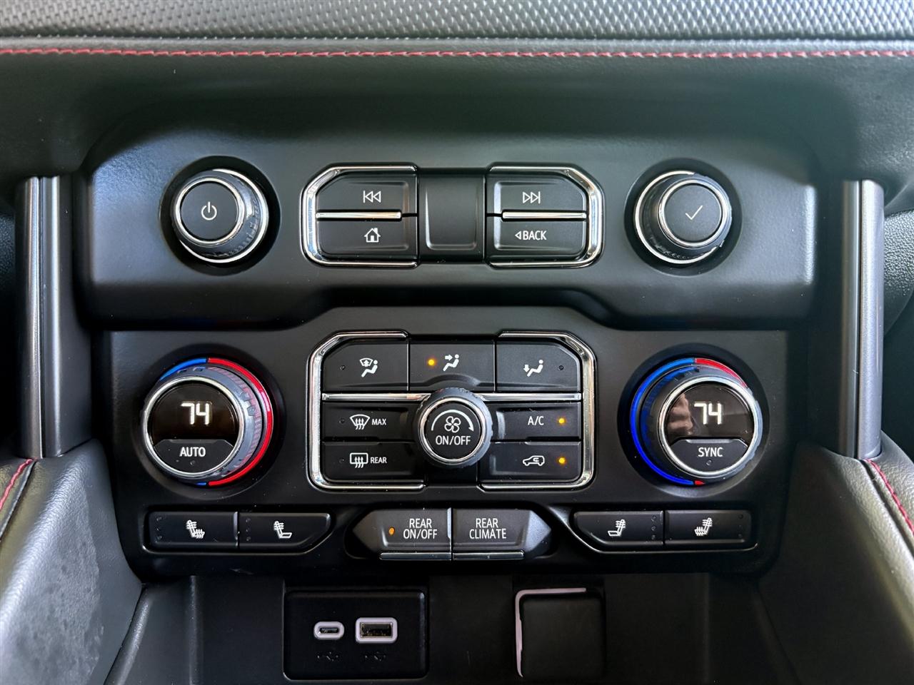 Chevrolet Tahoe  2024