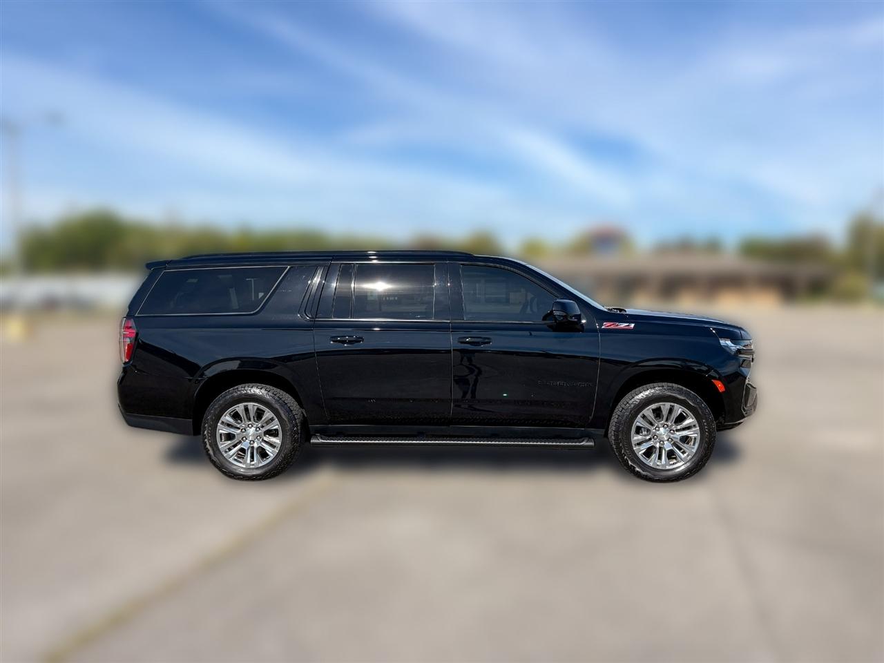 Chevrolet Suburban  2023