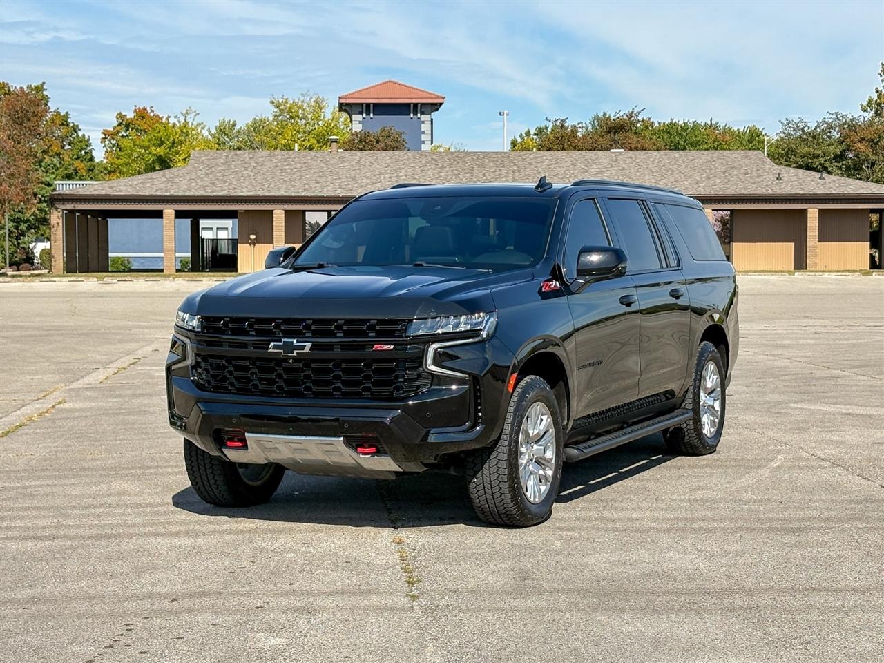 Chevrolet Suburban  2023