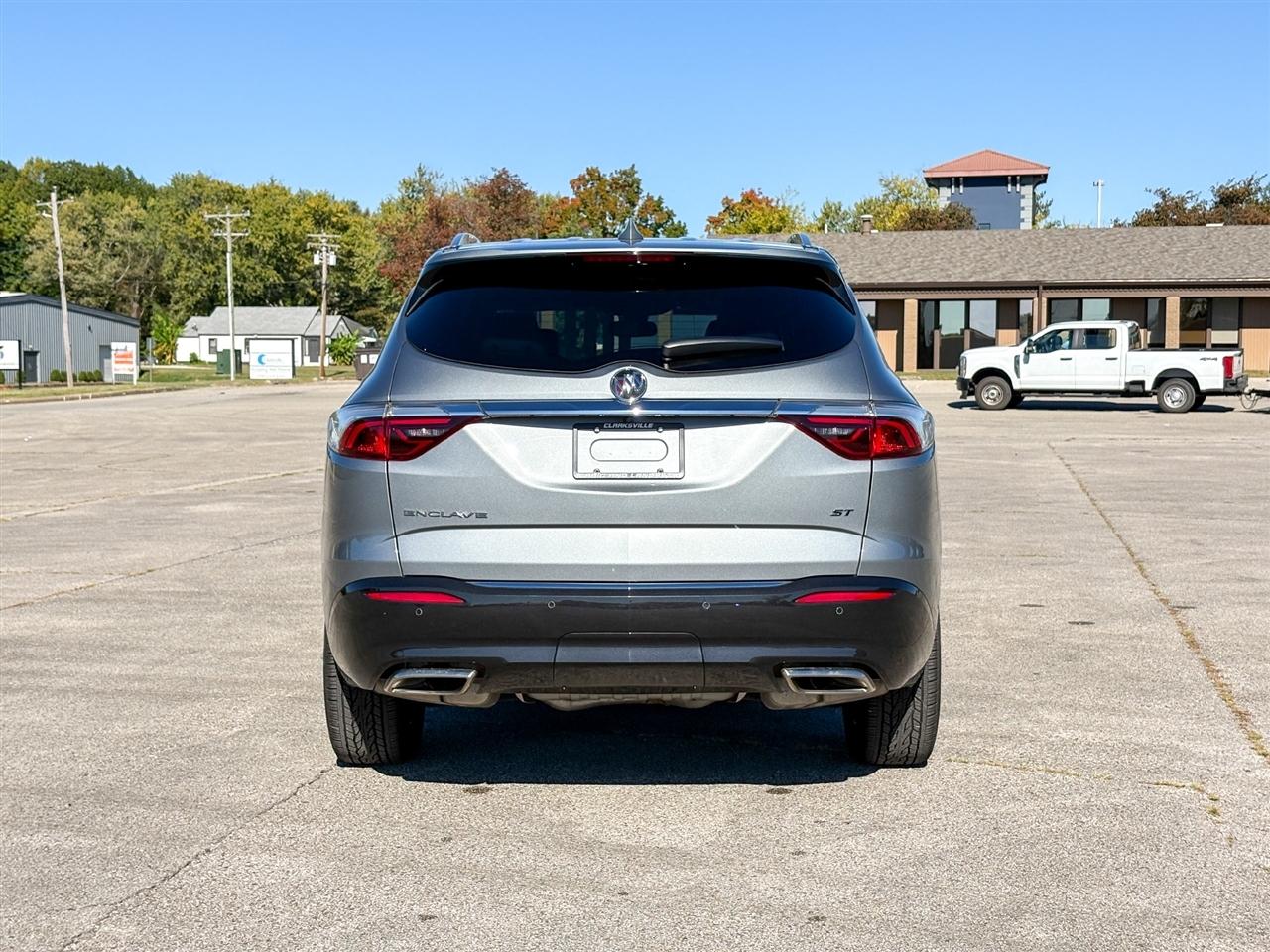 Buick Enclave Essence 2024